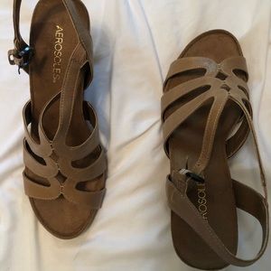 NWT Aerosoles wedges